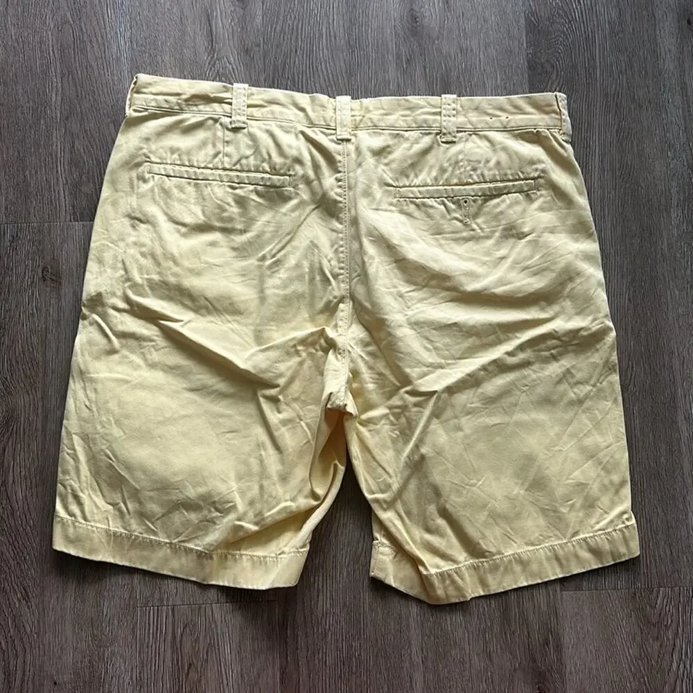 J.Crew Stanton Chino‎ Shorts Pale Yellow Size 36 Preppy